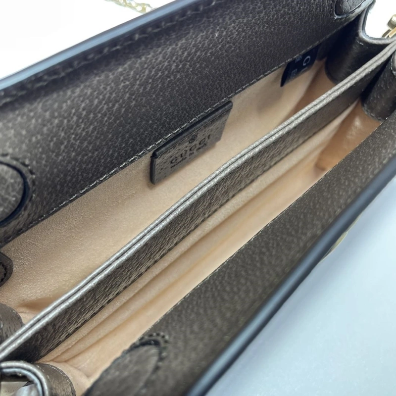 Gvc*1 clutch bags 4036c-0277