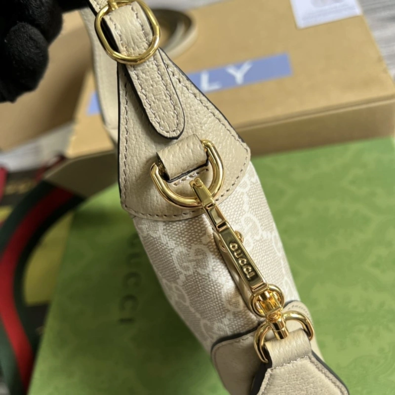 Gvc*1 top handle bags 4036c-0366