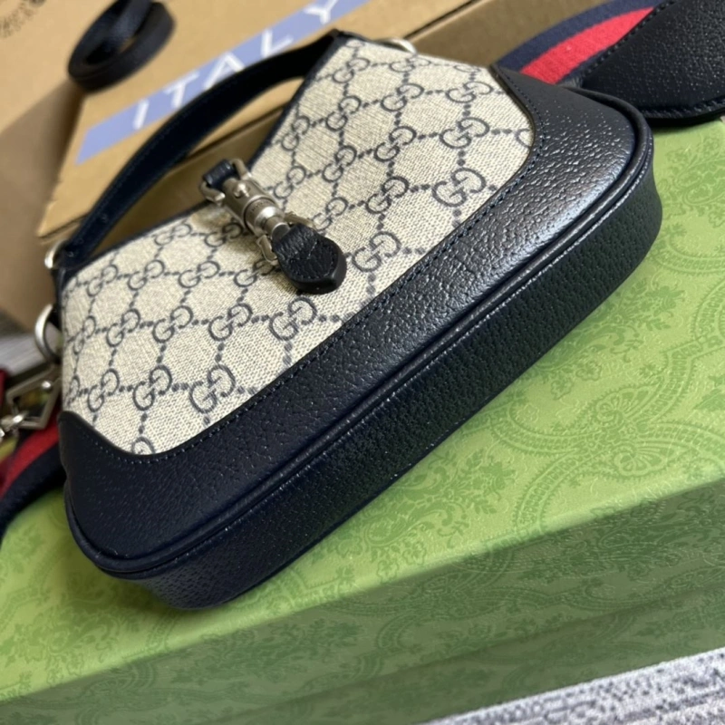 Gvc*1 top handle bags 4036c-0367