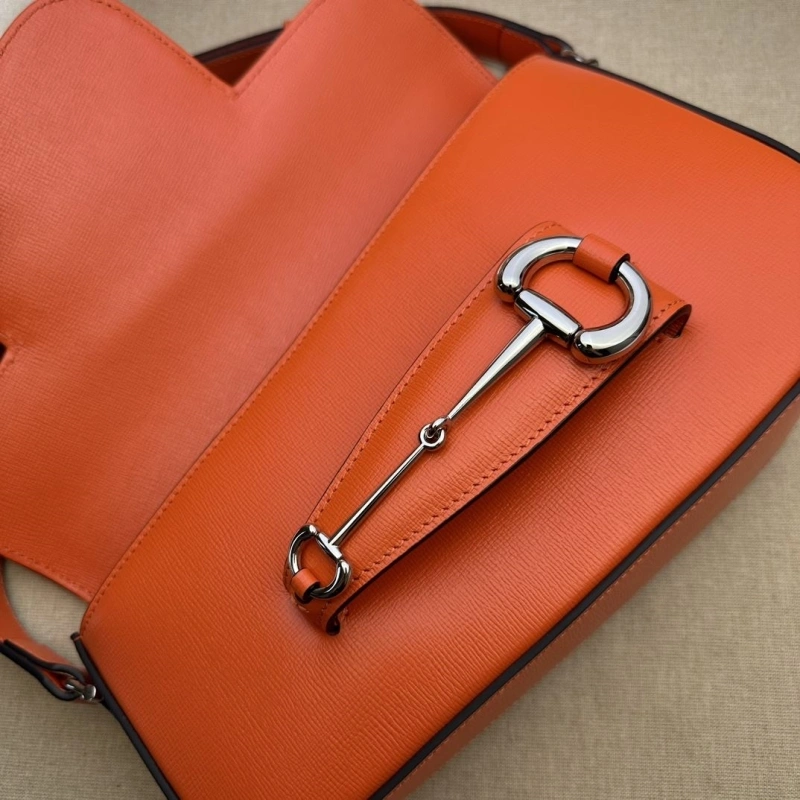 Gvc*1 top handle bags 4036c-0488