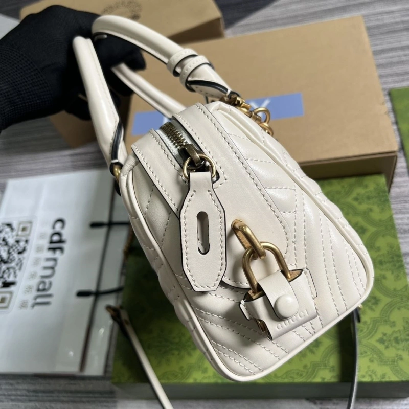 Gvc*1 top handle bags 4036c-0544