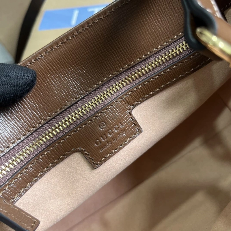 Gvc*1 top handle bags 4036c-0546