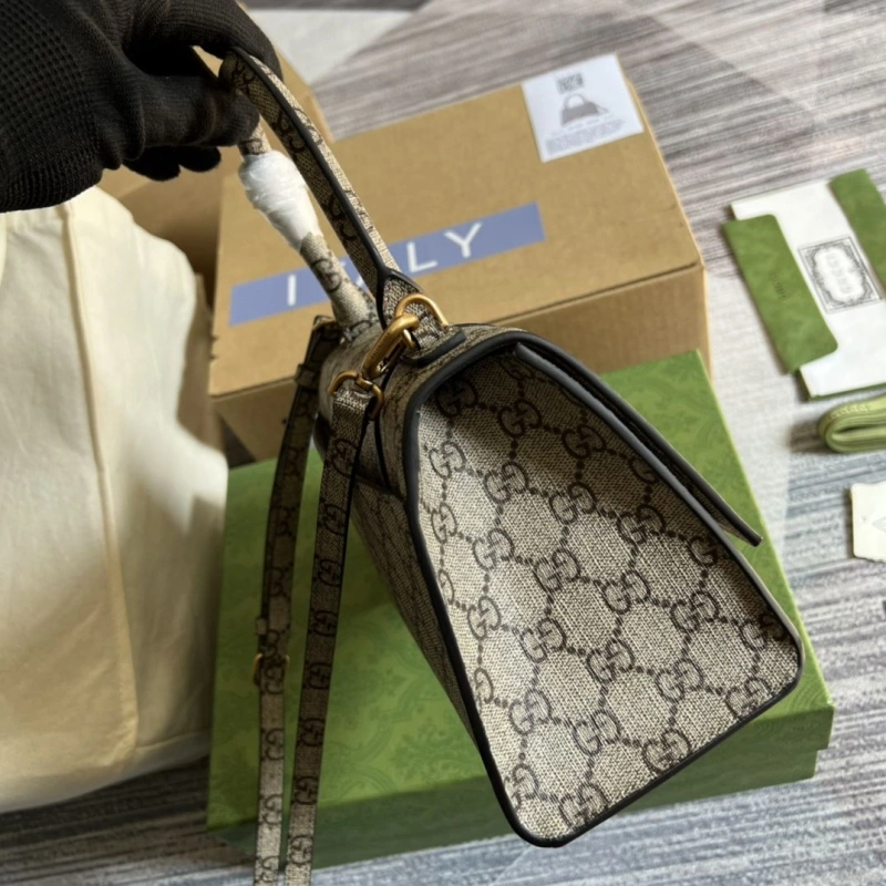 Gvc*1 top handle bags 4036c-0849