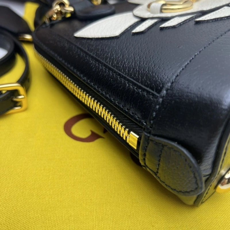 Gvc*1 top handle bags 4036c-1135