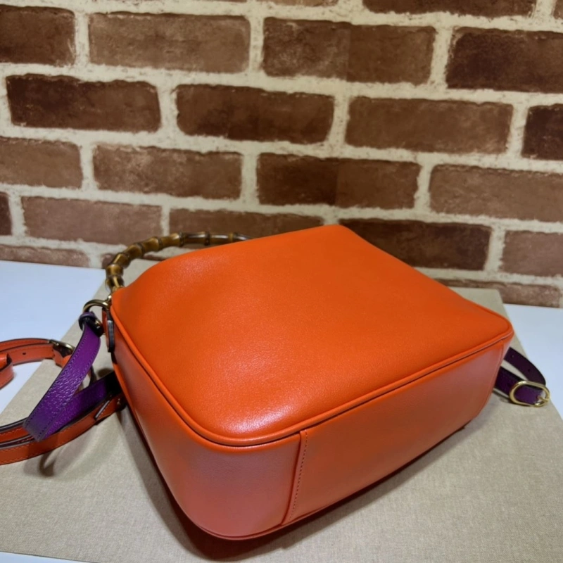Gvc*1 top handle bags 4036c-1222