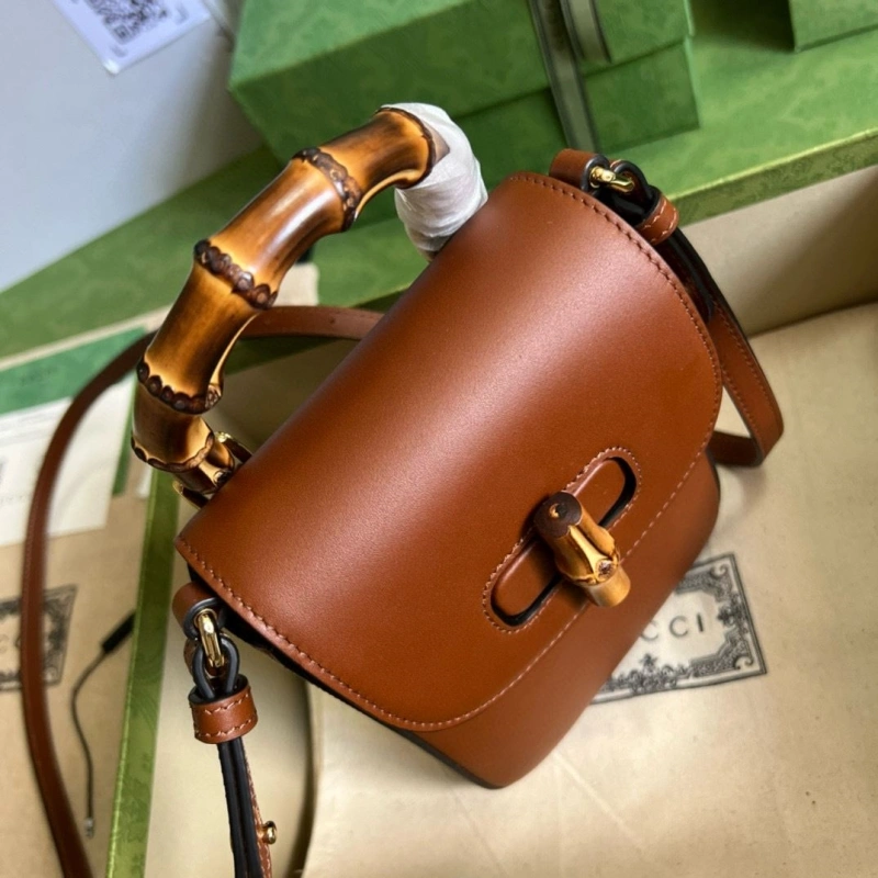 Gvc*1 top handle bags 4036c-1815