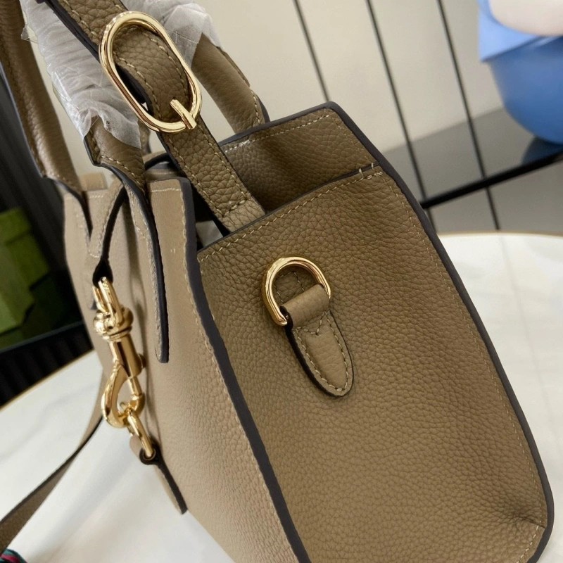 Gvc*1 top handle bags 4036c-1940