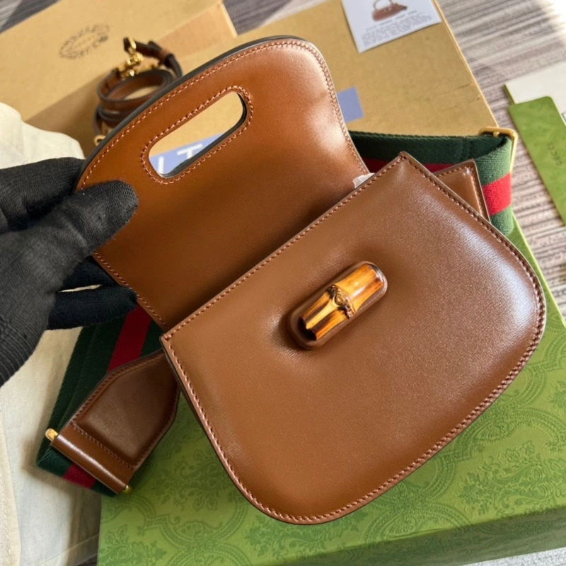 Gvc*1 top handle bags 4036c-2344