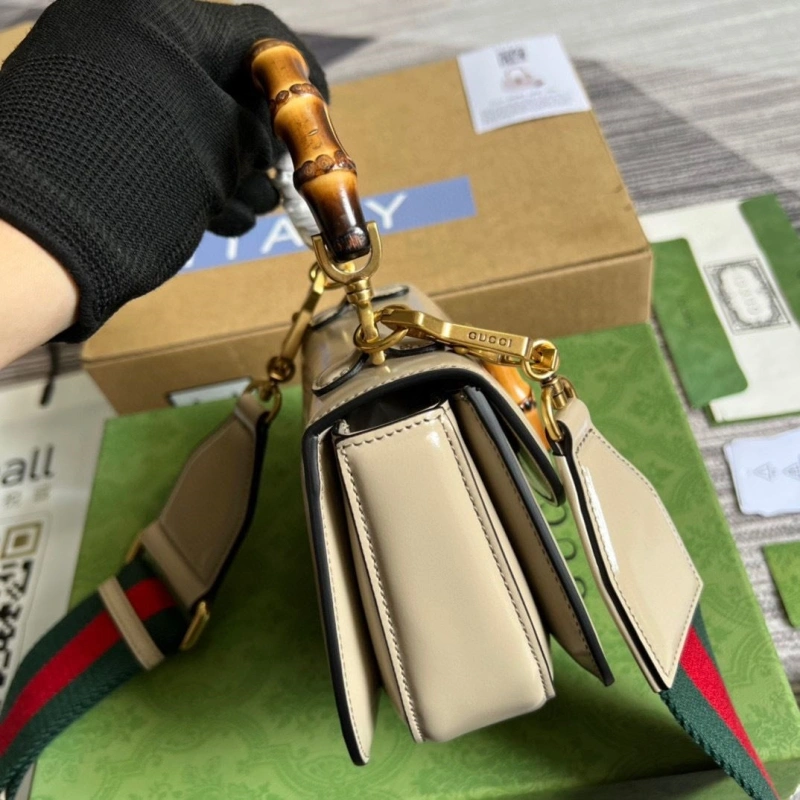 Gvc*1 top handle bags 4036c-2345