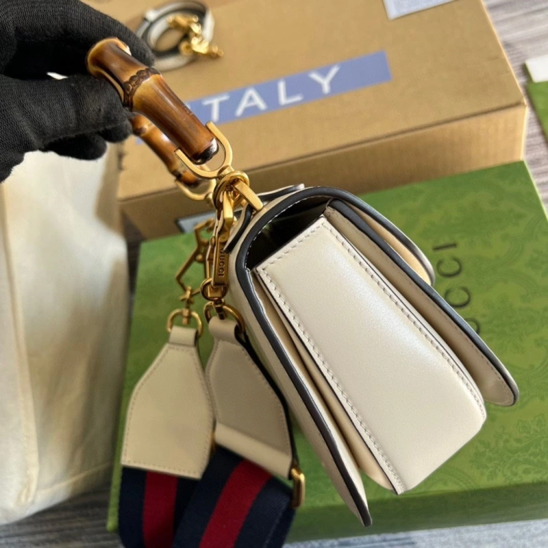 Gvc*1 top handle bags 4036c-2347