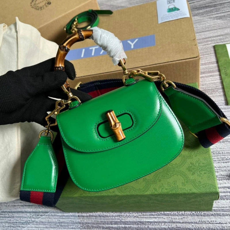 Gvc*1 top handle bags 4036c-2348