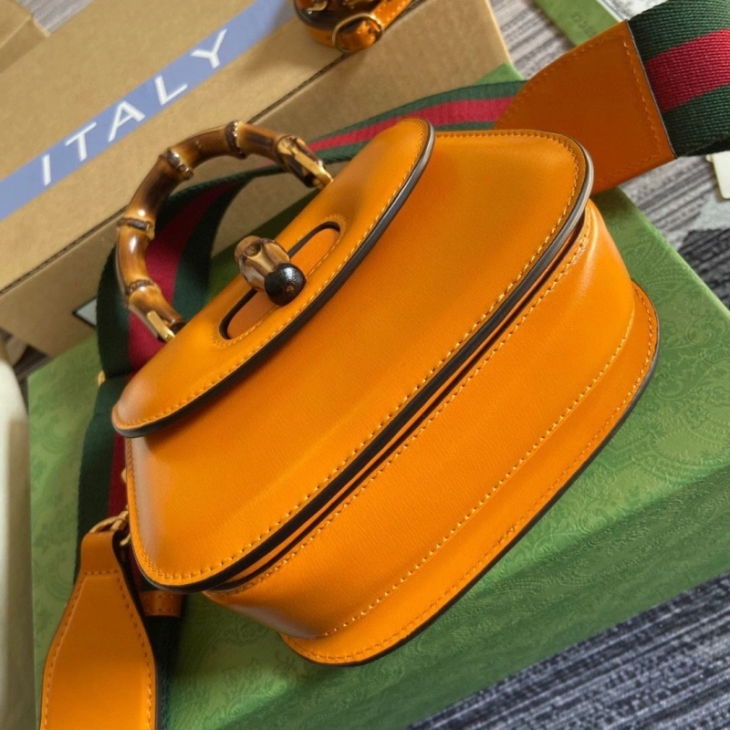 Gvc*1 top handle bags 4036c-2349