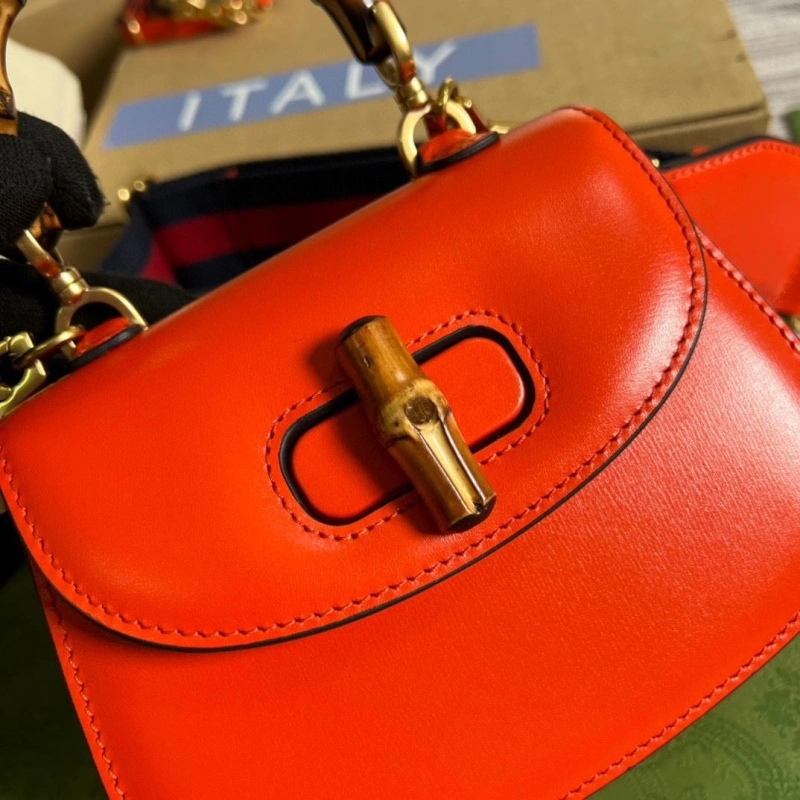 Gvc*1 top handle bags 4036c-2350