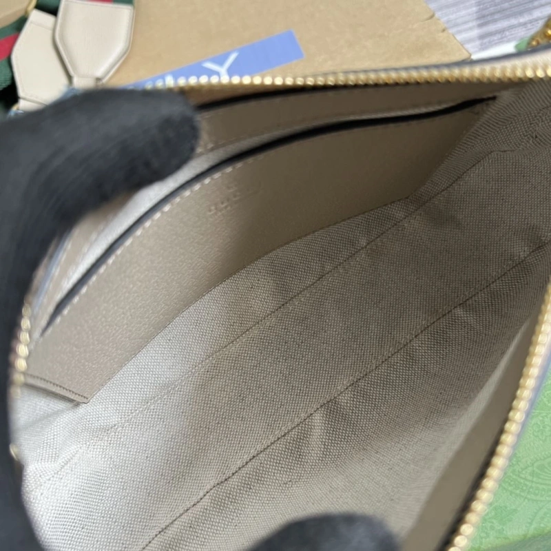 Gvc*1 top handle bags 4036c-2373
