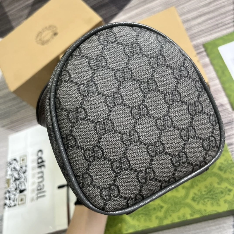 Gvc*1 cosmetic bags 4036c-2427