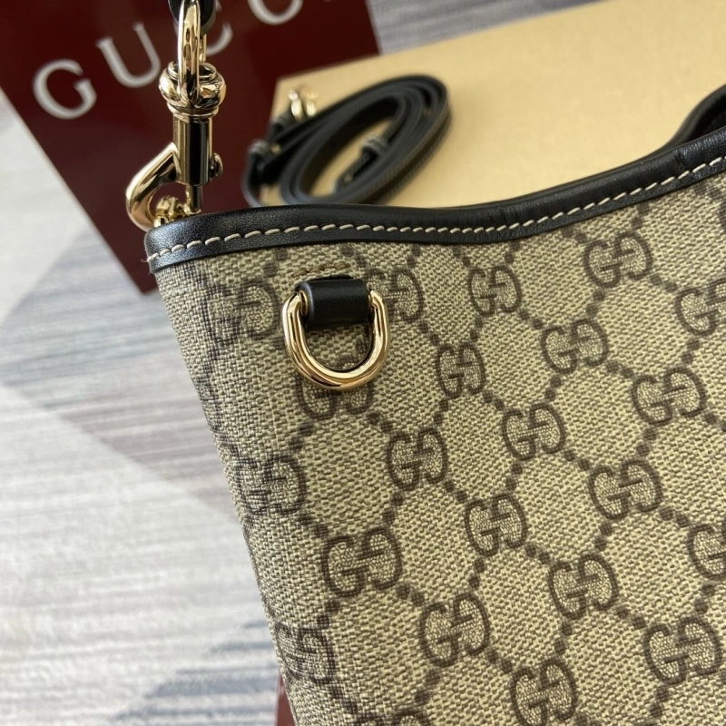 Gvc*1 top handle bags 4036c-2457