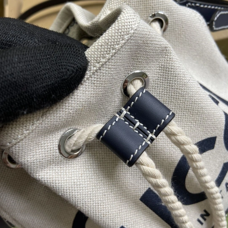 Gvc*1 bucket bags 4036c-2486