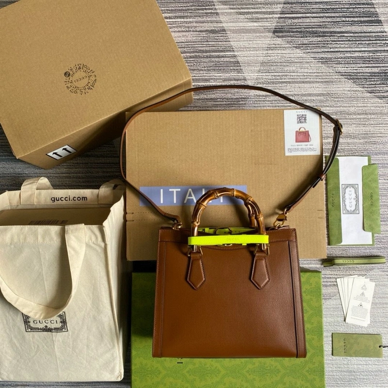 Gvc*1 top handle bags 4036c-2686