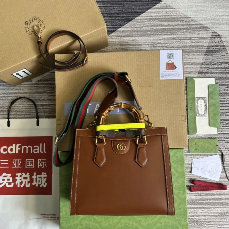Gvc*1 top handle bags 4036c-2697