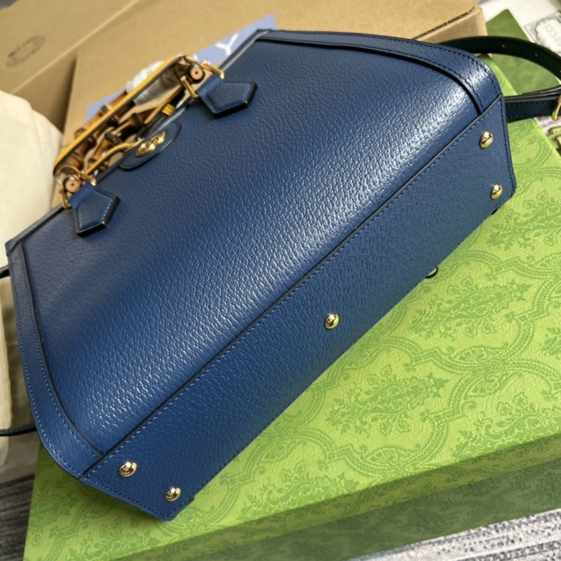 Gvc*1 top handle bags 4036c-2700