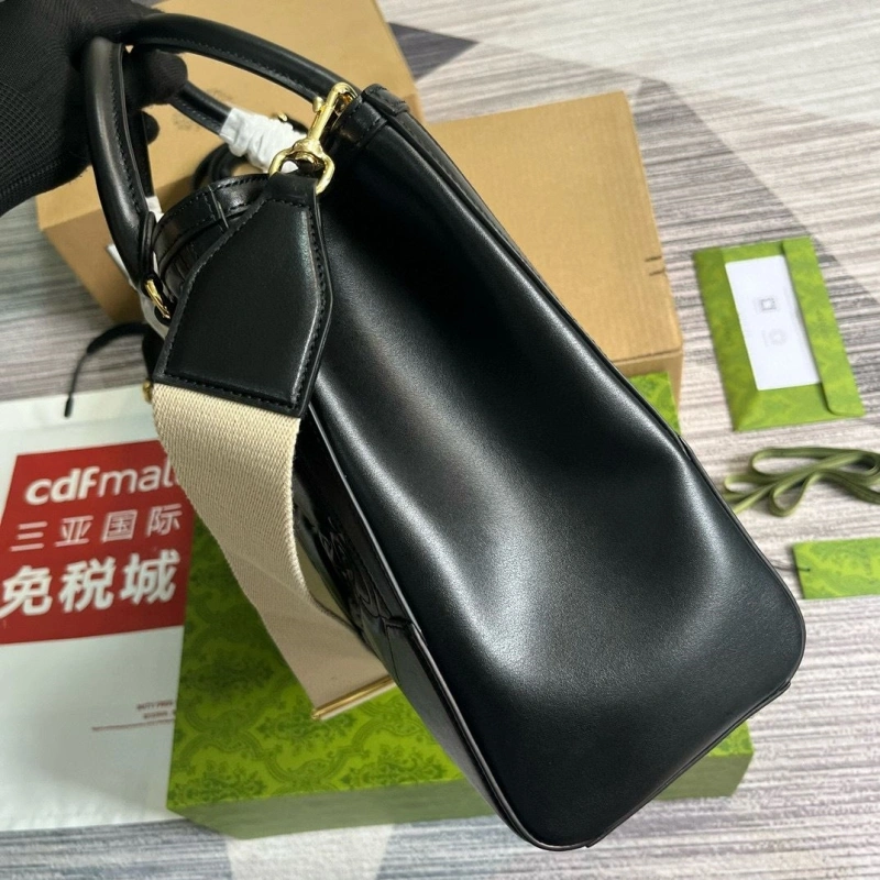 Gvc*1 top handle bags 4036c-2890