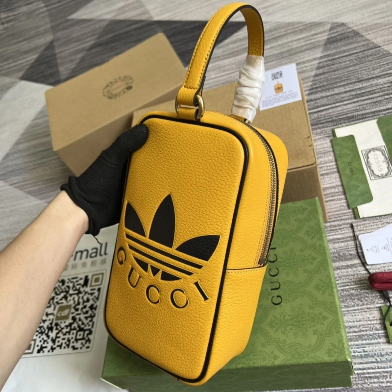 Gvc*1 cosmetic bags 4036c-3093
