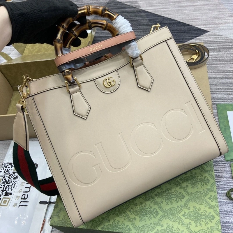 Gvc*1 top handle bags 4036c-3130