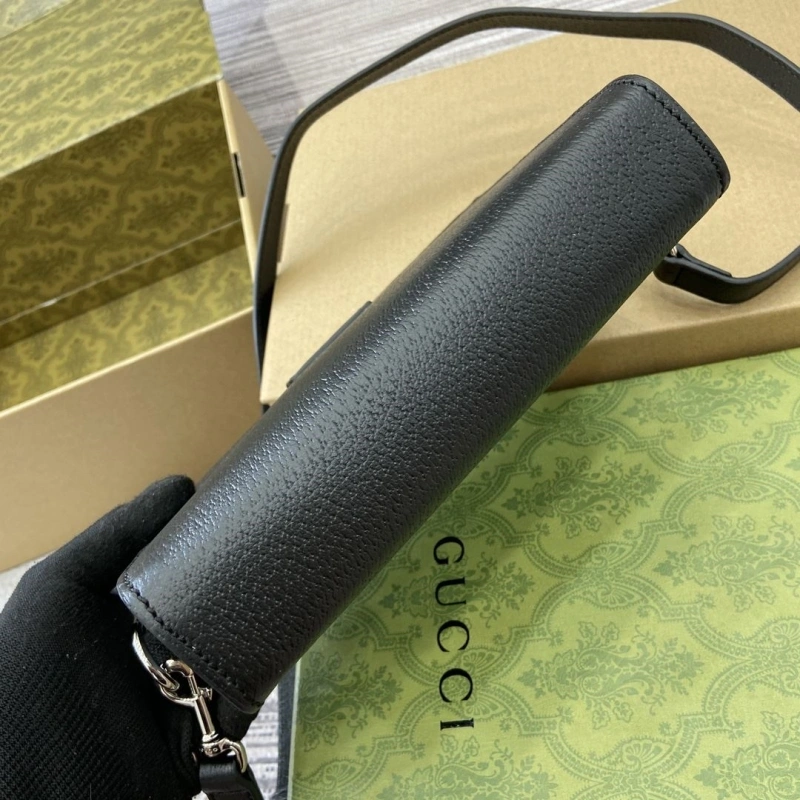 Gvc*1 satchel bags 4036c-3154