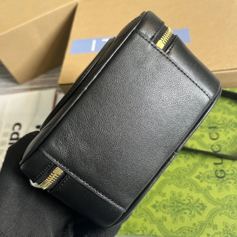 Gvc*1 top handle bags 4036c-3240