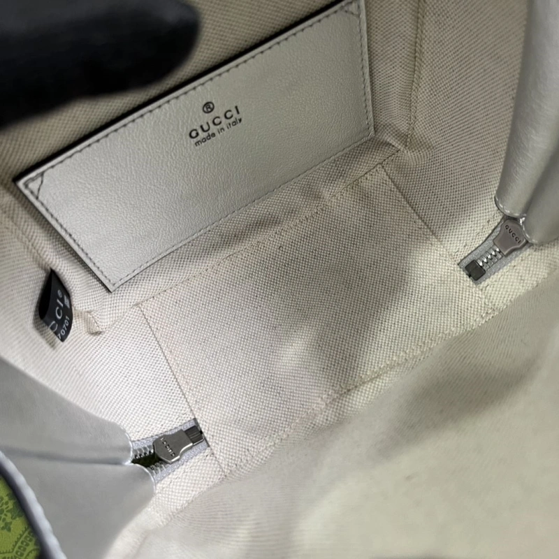 Gvc*1 top handle bags 4036c-3242