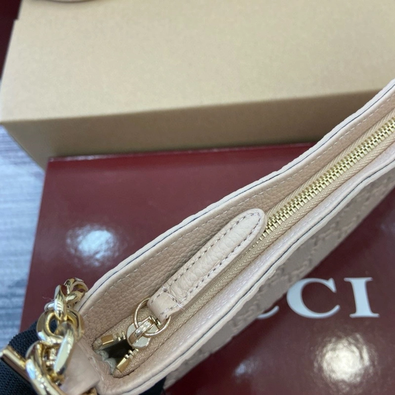 Gvc*1 top handle bags 4036c-3251