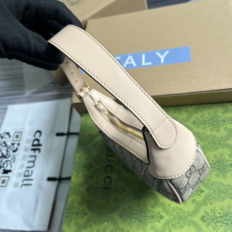 Gvc*1 top handle bags 4036c-3313