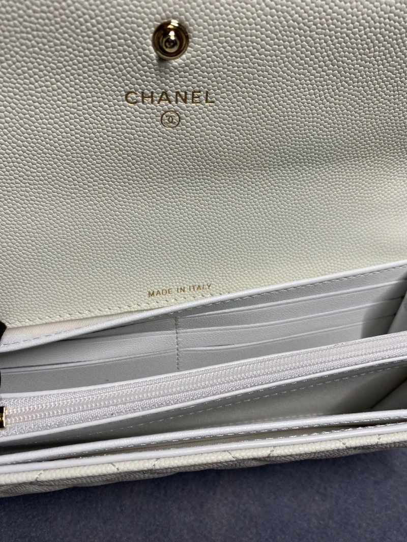 Ch**el wallets 4046h-0171