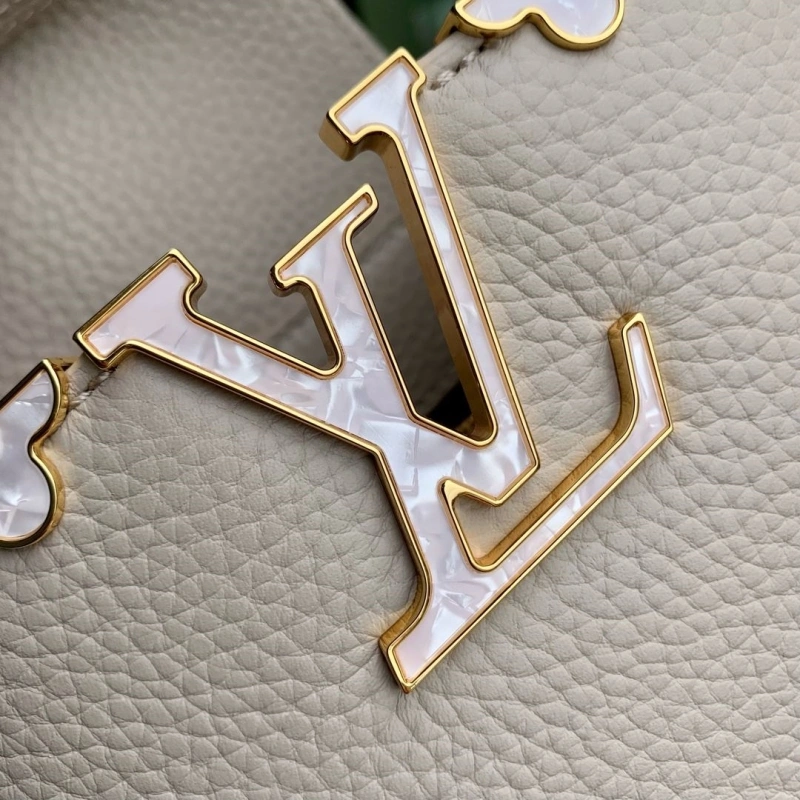 LV Capucines Bags 4048A-0042
