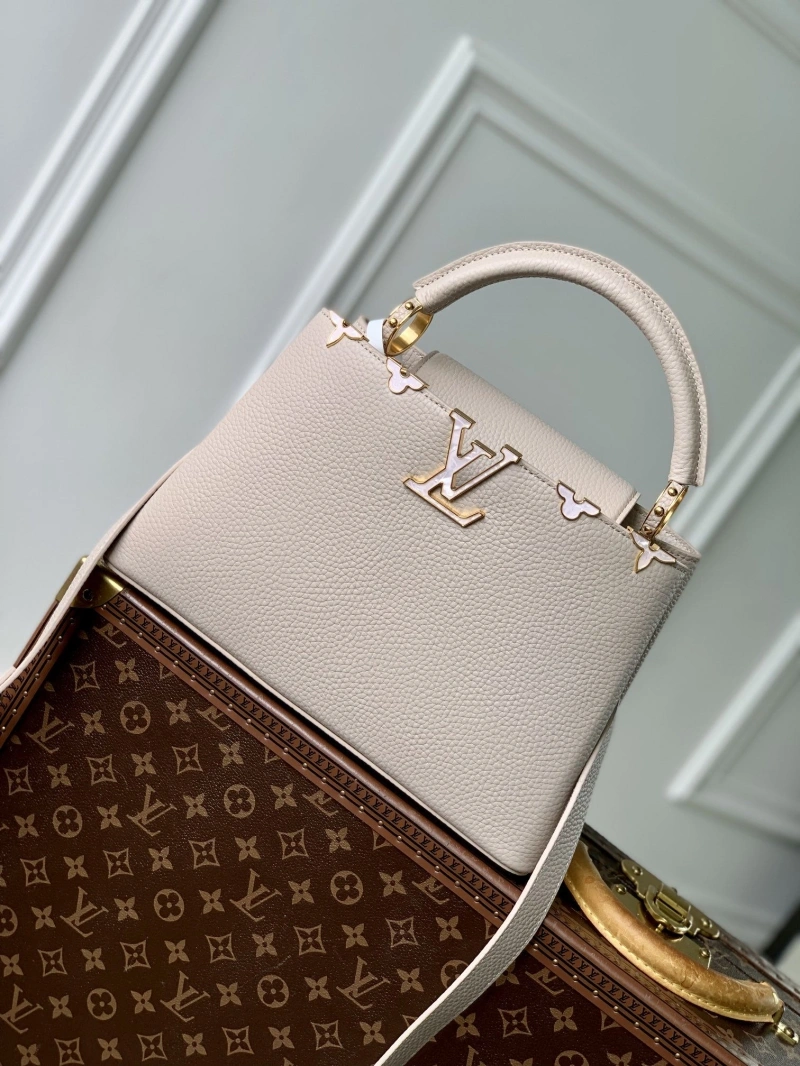 LV Capucines Bags 4048A-0043