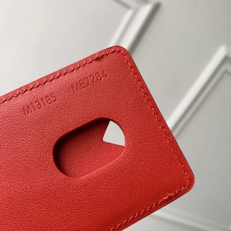 LV Wallets 4048A-0068