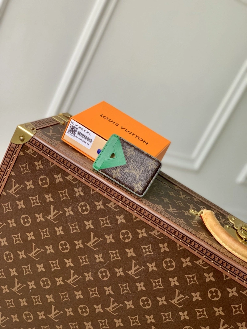 LV Wallets 4048A-0071