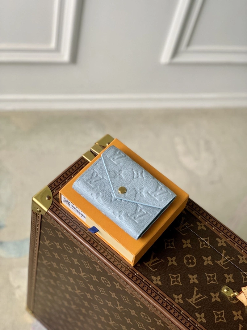 LV Wallets 4048G-0013
