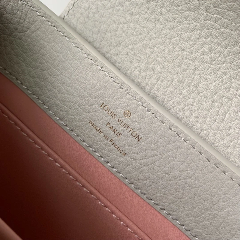 LV Capucines Bags 4048G-0057