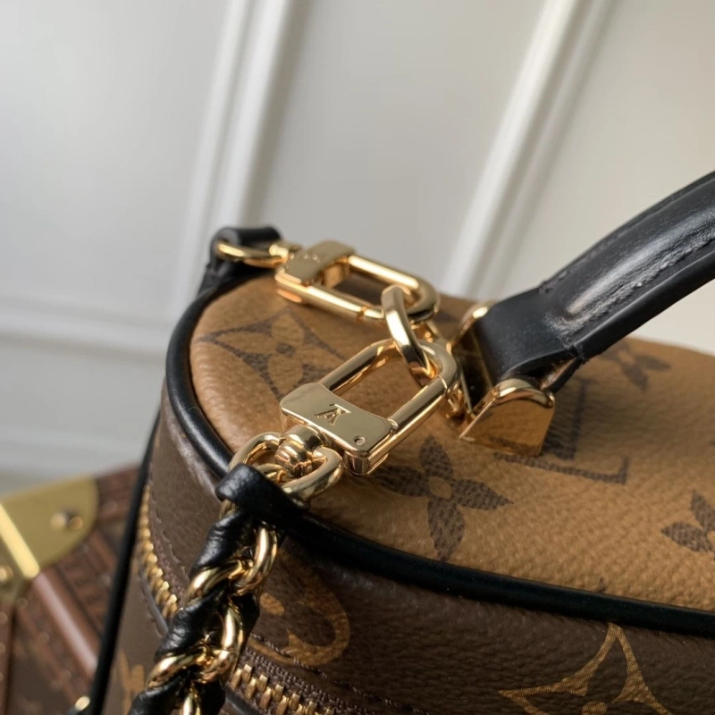 LV Cosmetic Bags 4048G-0082