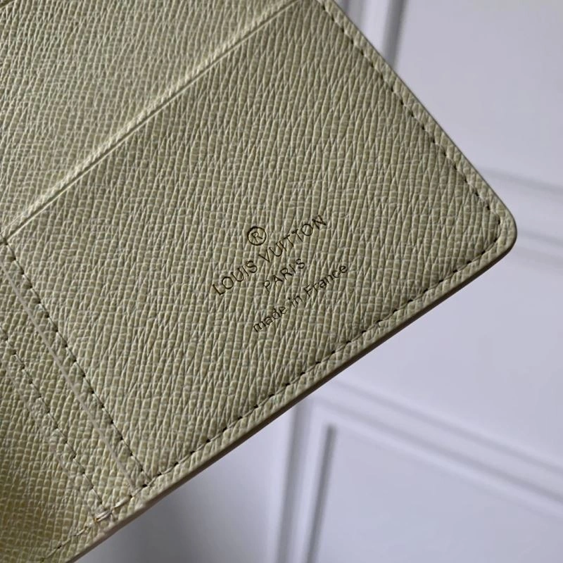 LV Wallets 4048H-0070