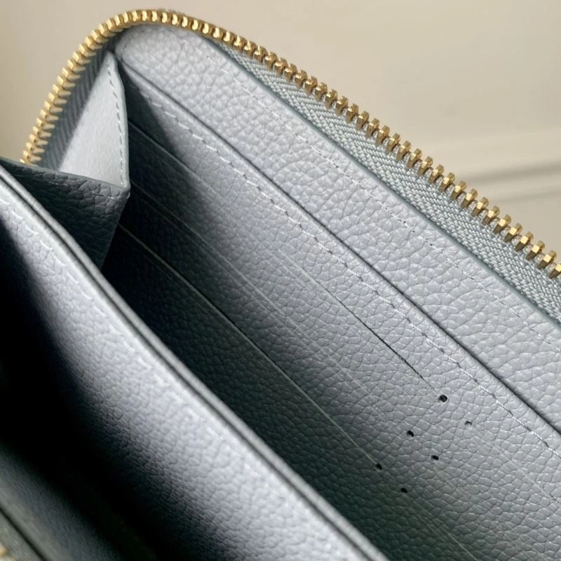 LV Wallets 4048H-0202