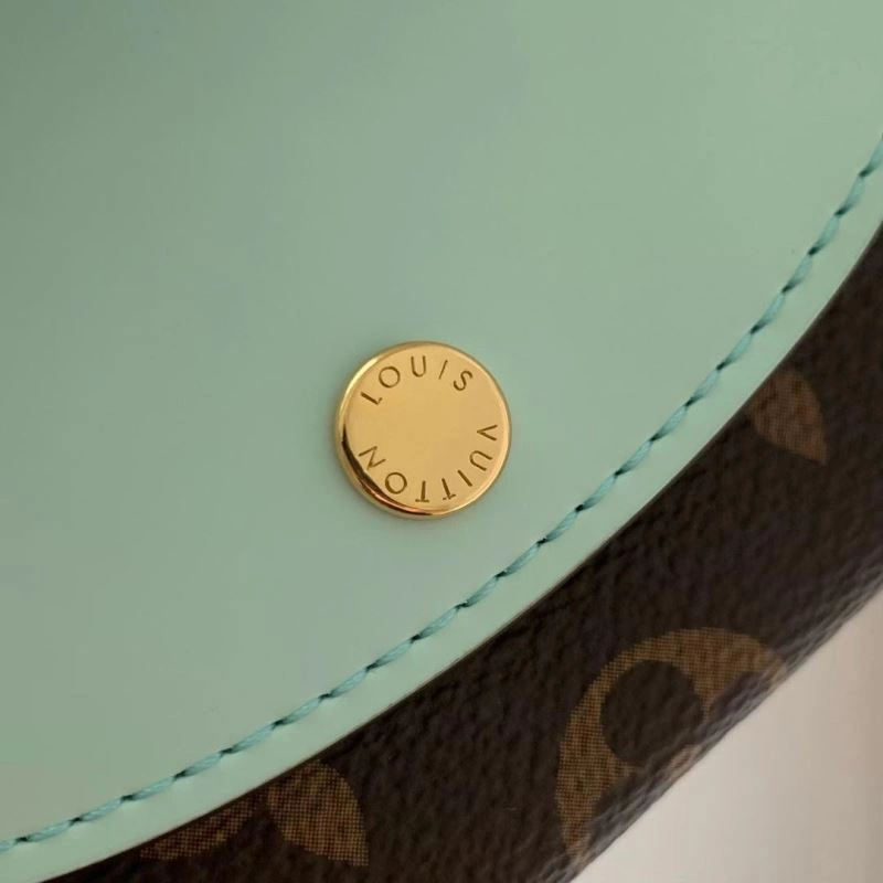 LV Wallets 4048H-0224