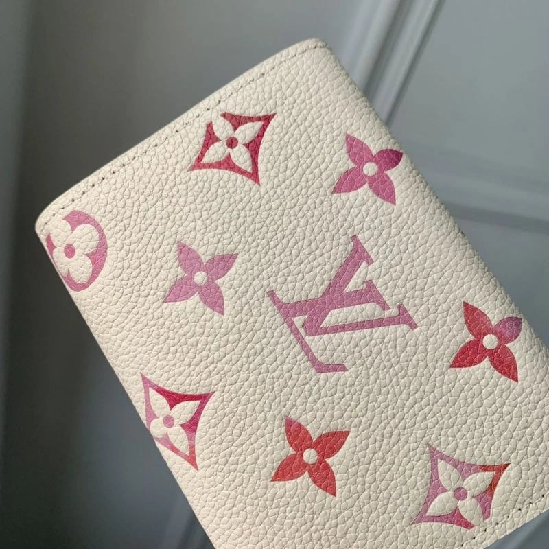 LV Wallets 4048H-0257