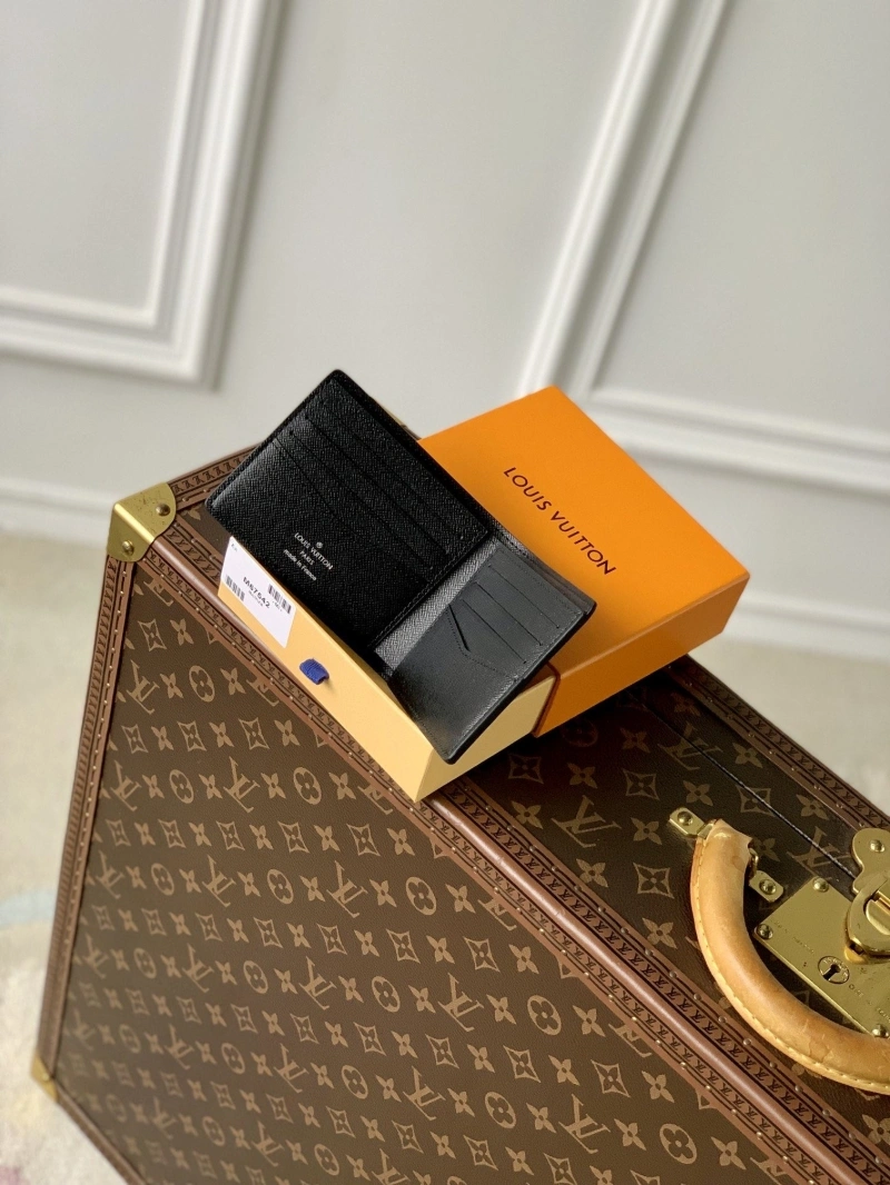 LV Wallets 4048I-0124