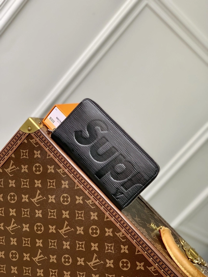 LV Wallets 4048I-0126