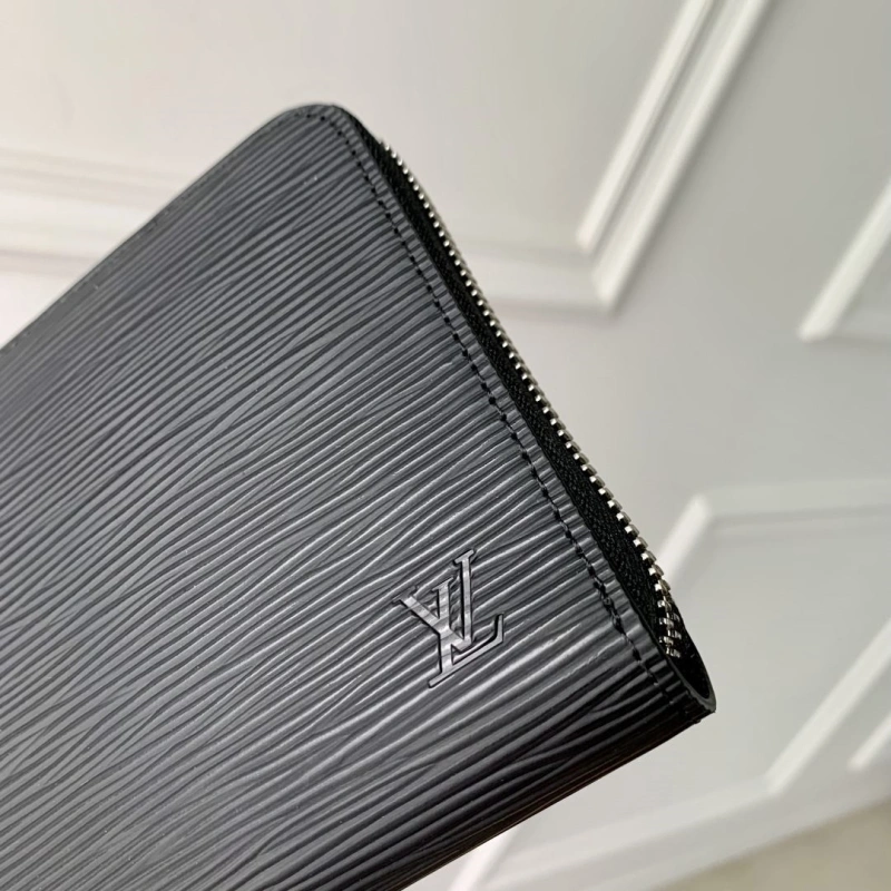 LV Wallets 4048I-0173