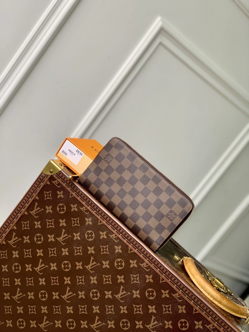 LV Wallets 4048I-0196