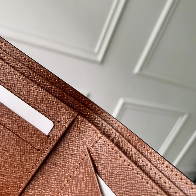 LV Wallets 4048I-0201