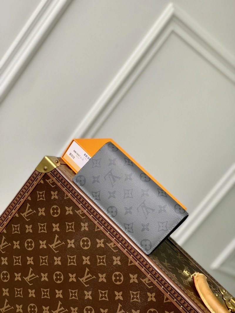 LV Wallets 4048I-0208